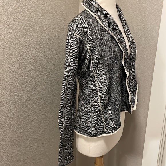 Anthropologie Sparrow Cardigan diamond black cream sweater small - Picture 2 of 6